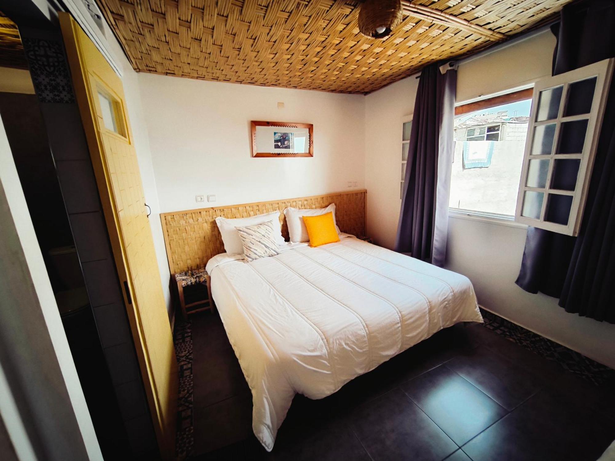 Bigblue Surf Hostel & Coworking Space - Taghazout (Adults Only) Azazoul Bagian luar foto