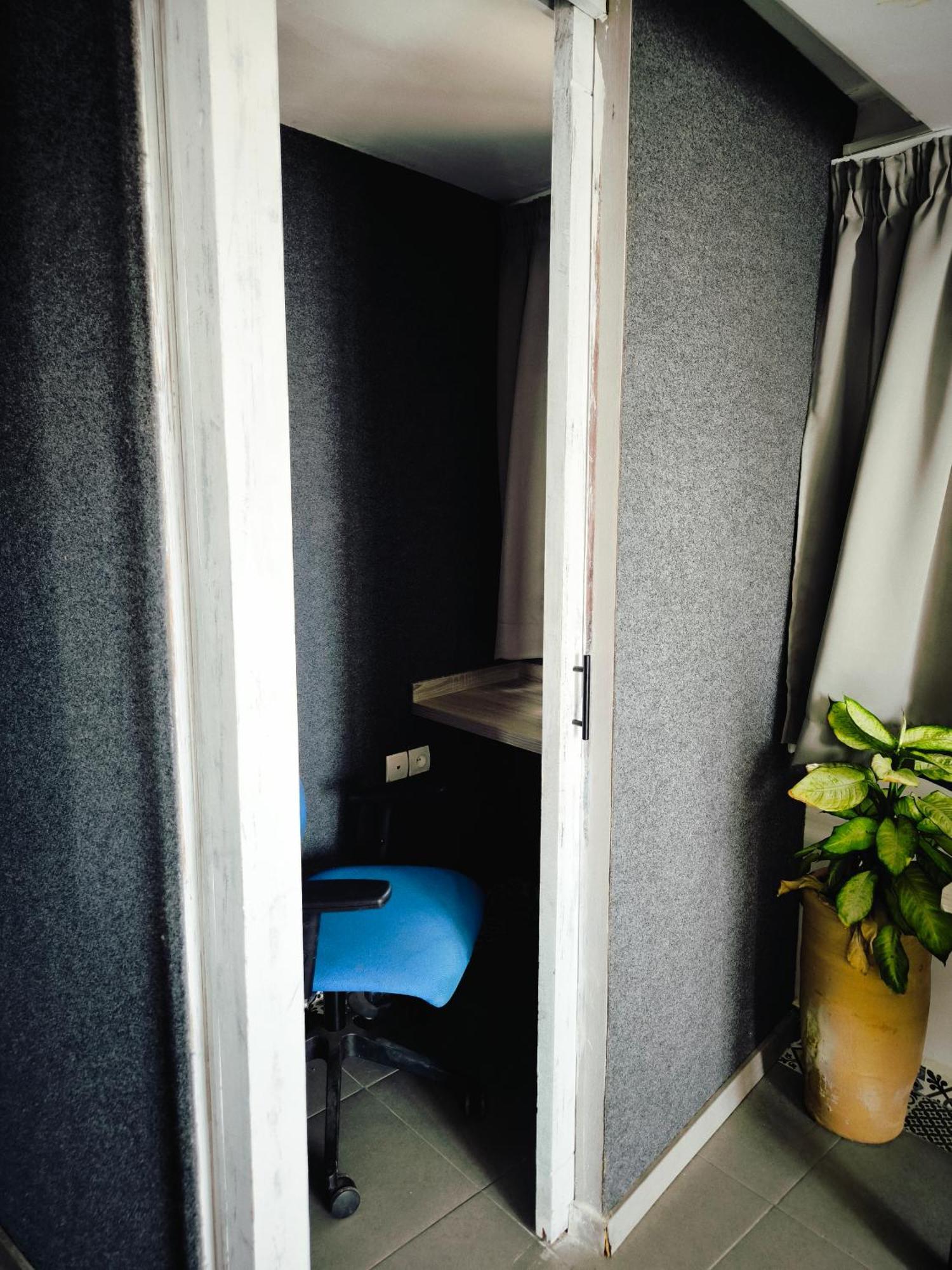 Bigblue Surf Hostel & Coworking Space - Taghazout (Adults Only) Azazoul Bagian luar foto
